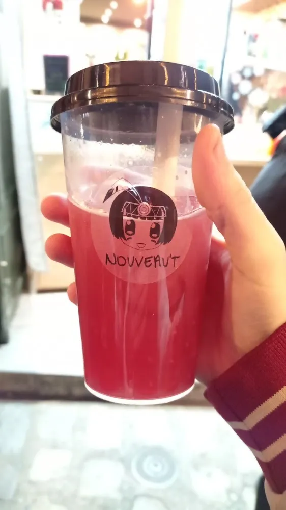 Thé Vert Fraise Avec Bille Grenadine